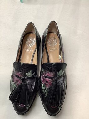 Vince Camuto Geralin, Black Floral Tassel Slip-On Loafers Size 6